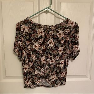 large gaze shirt, floral, tie, crop